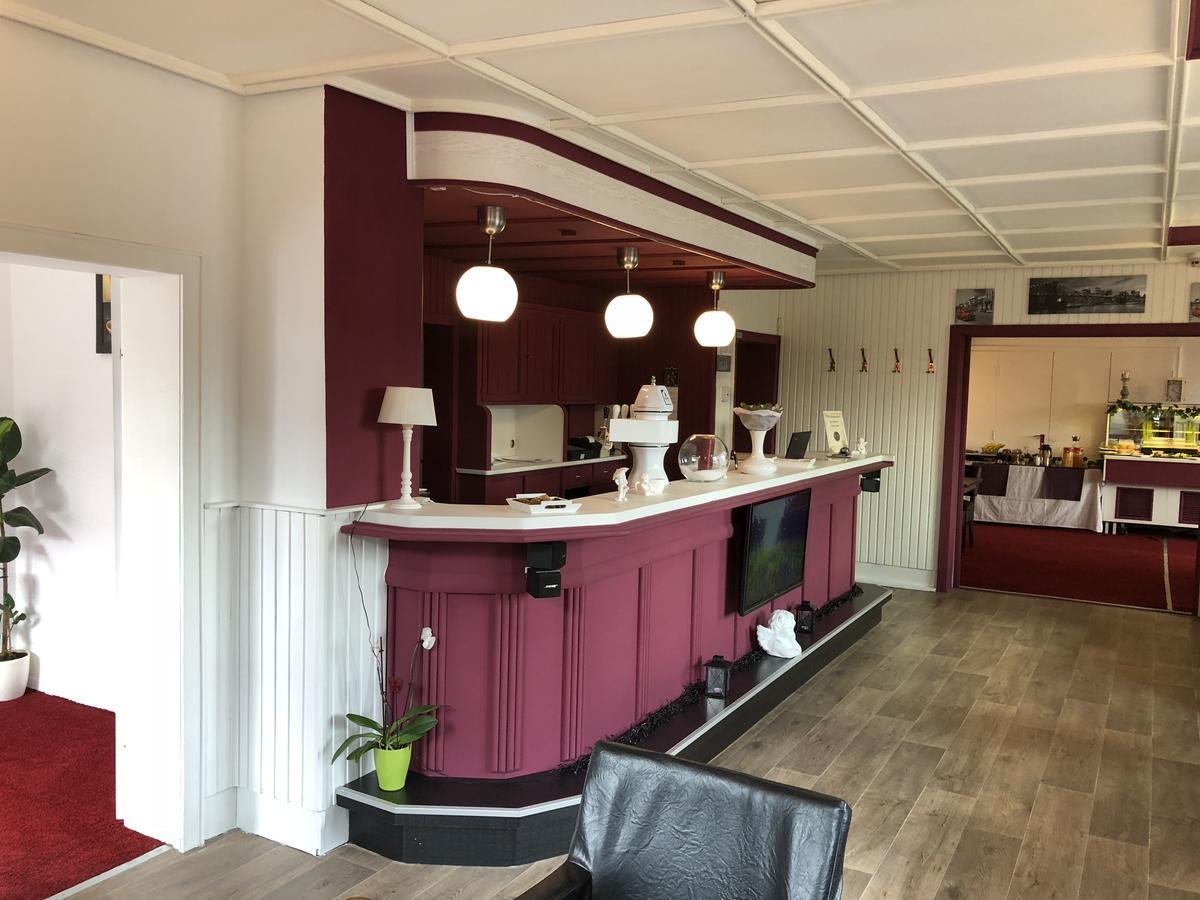Hotel Restaurant Lenhsen Elmpt Exteriör bild