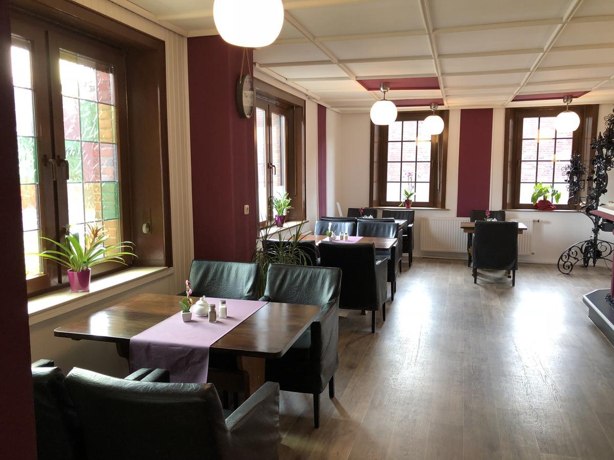Hotel Restaurant Lenhsen Elmpt Exteriör bild