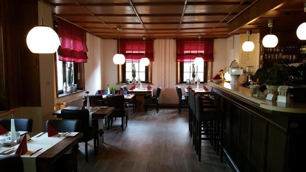 Hotel Restaurant Lenhsen Elmpt Exteriör bild