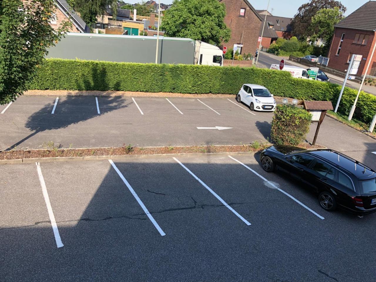 Hotel Restaurant Lenhsen Elmpt Exteriör bild